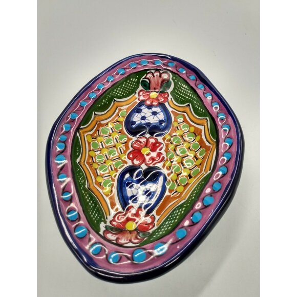 Oval Serving Dish Signed Ocotlan Pue. Mexico EUC. 7 1/4" x 5 1/4" - Picture 2 of 8